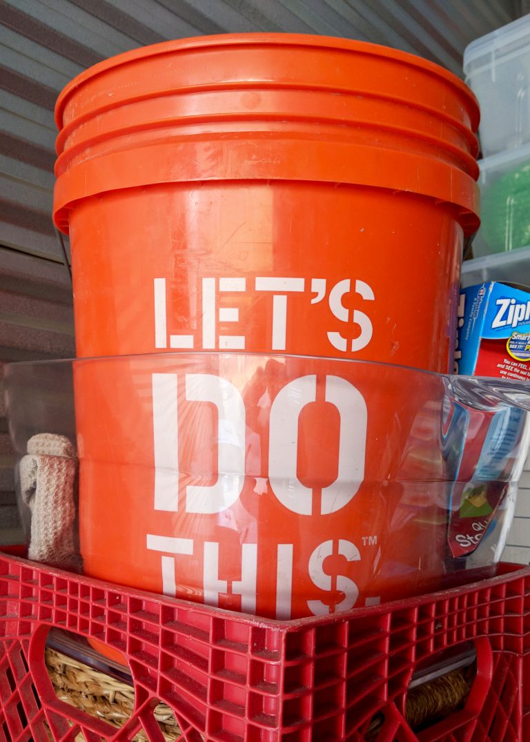 let's do this bucket from home depot
