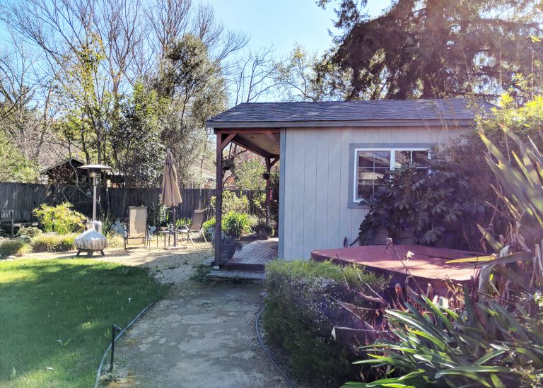 airbnb backyard garden cottage