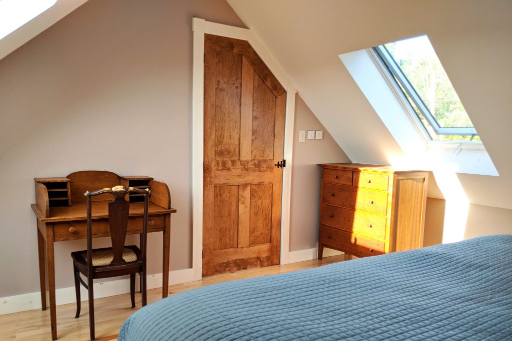 beautiful bedroom in airbnb