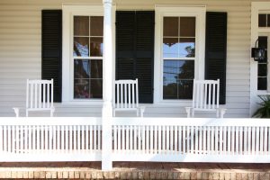 airbnb photos of front porch with rocking chairs